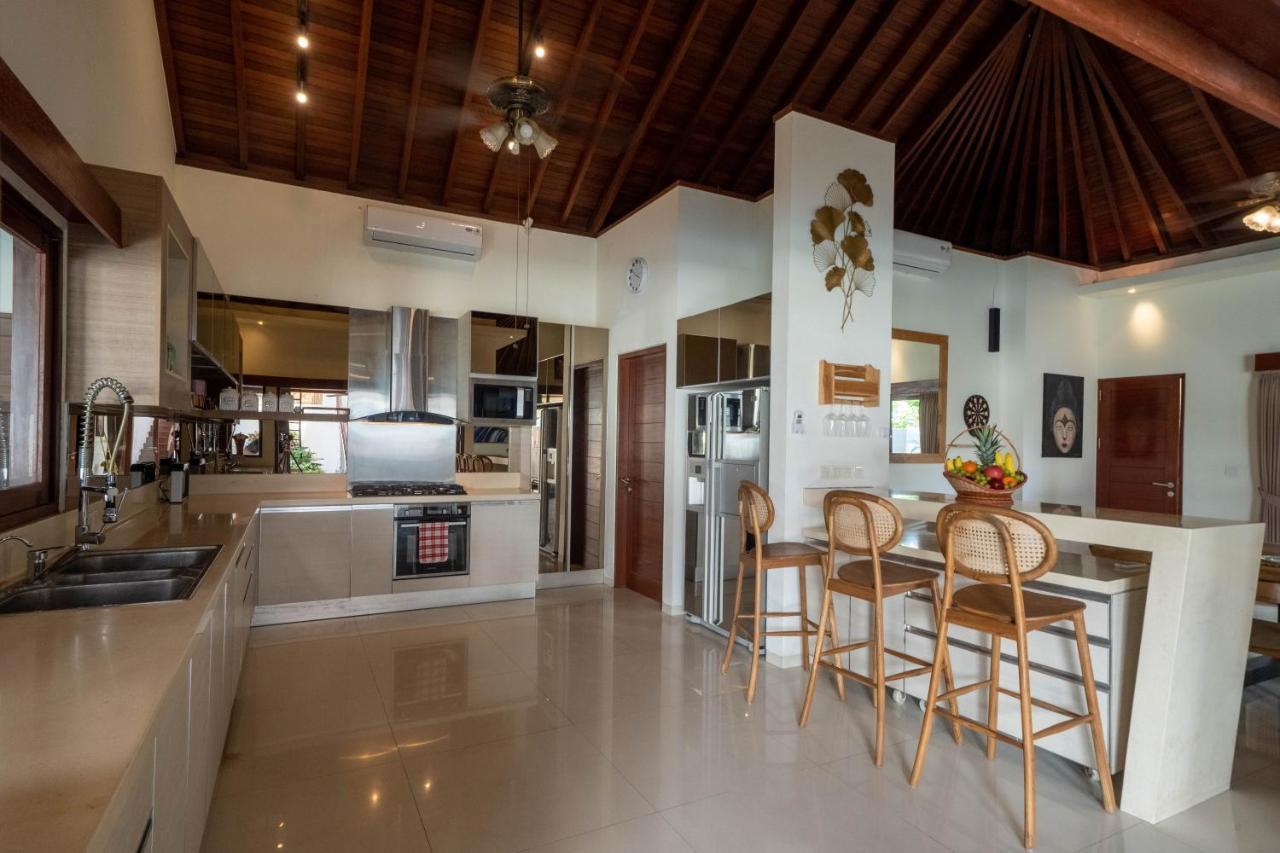 5 Bedroom Villa Sultan Luxury Entertainment And Relaxation Seminyak Exteriör bild